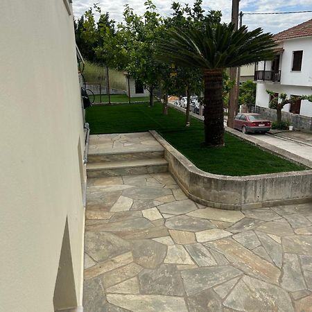 Athena'S Luxury Place Агрия Екстериор снимка