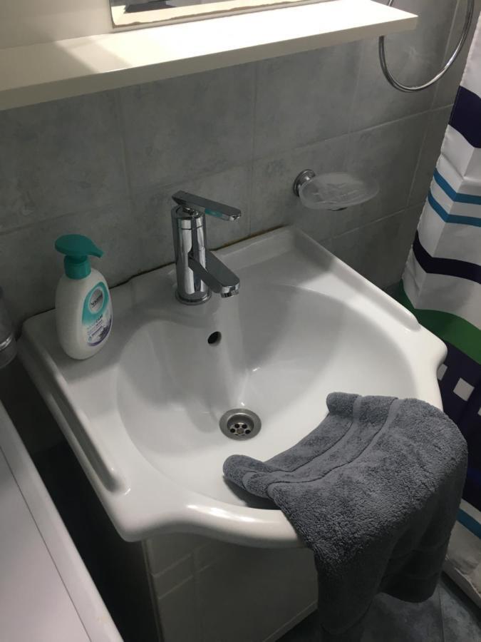 Athena'S Luxury Place Агрия Екстериор снимка