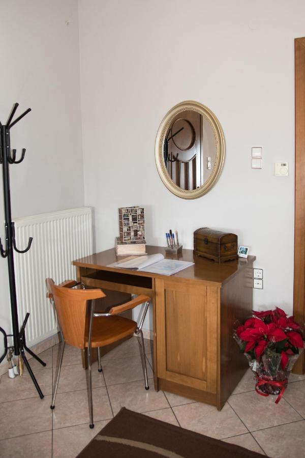 Athena'S Luxury Place Агрия Екстериор снимка